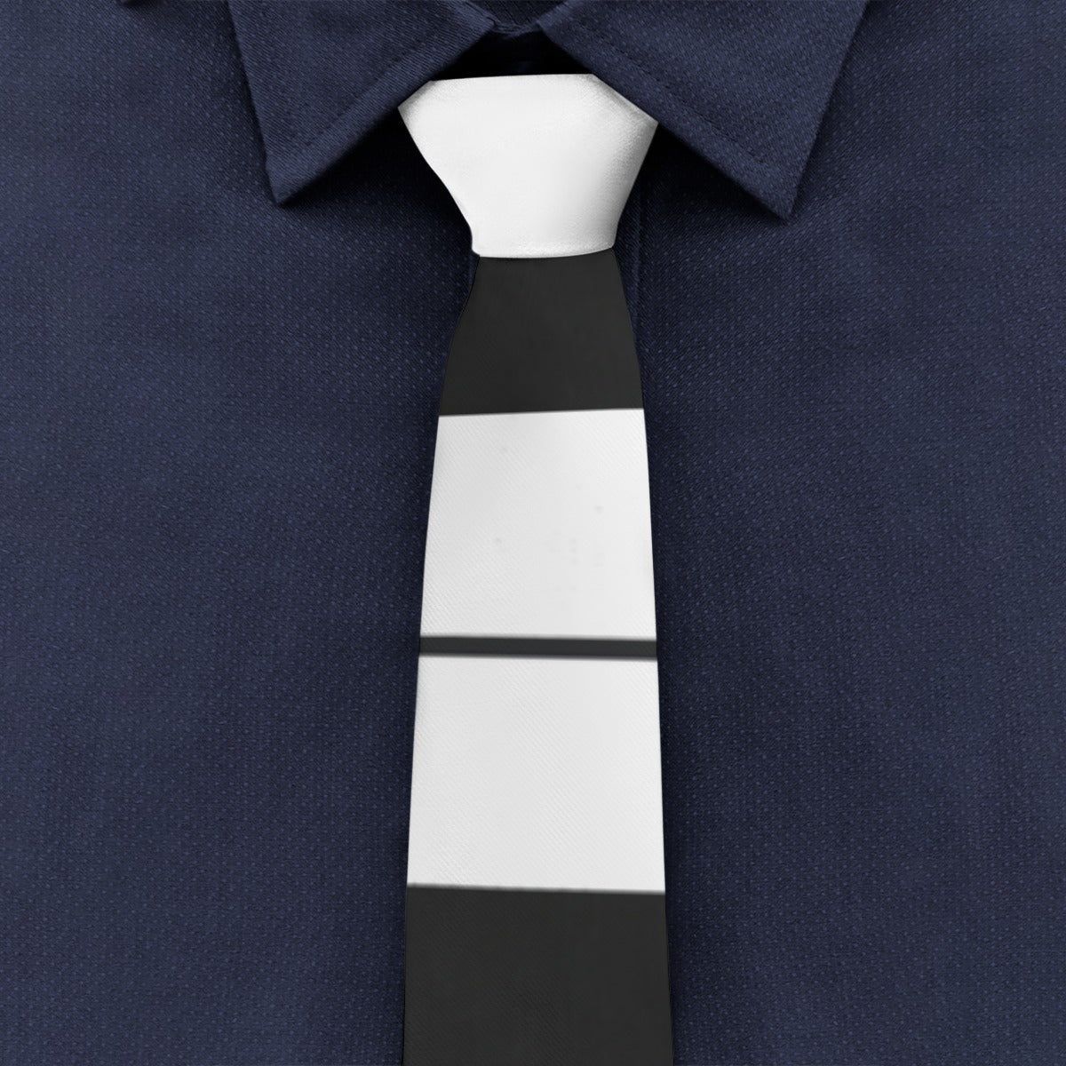 Foos Charlie Brown Tie
